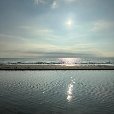 Nyaraló Near Forest - Beach Højby